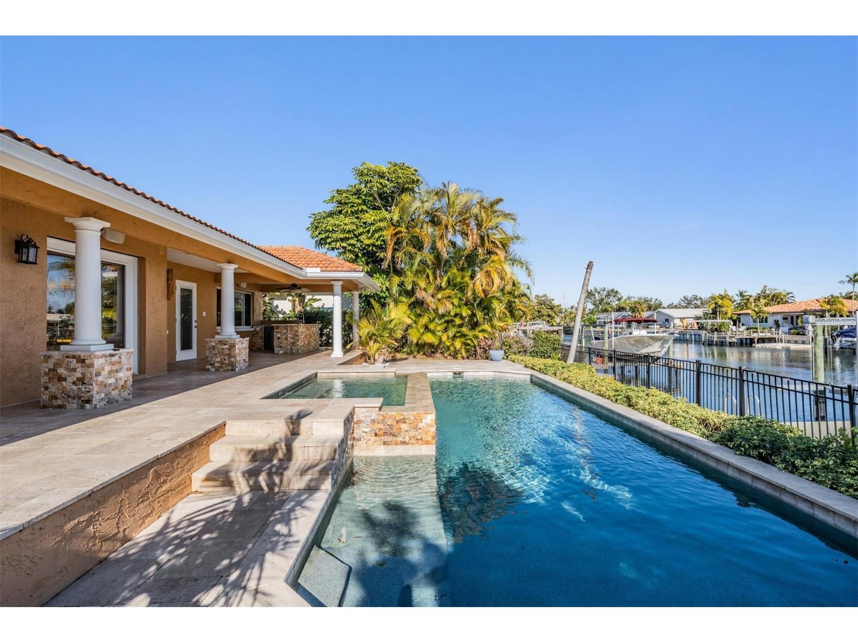 1926 Montana Avenue NE Saint Petersburg FL 33703 TB8466771 image45