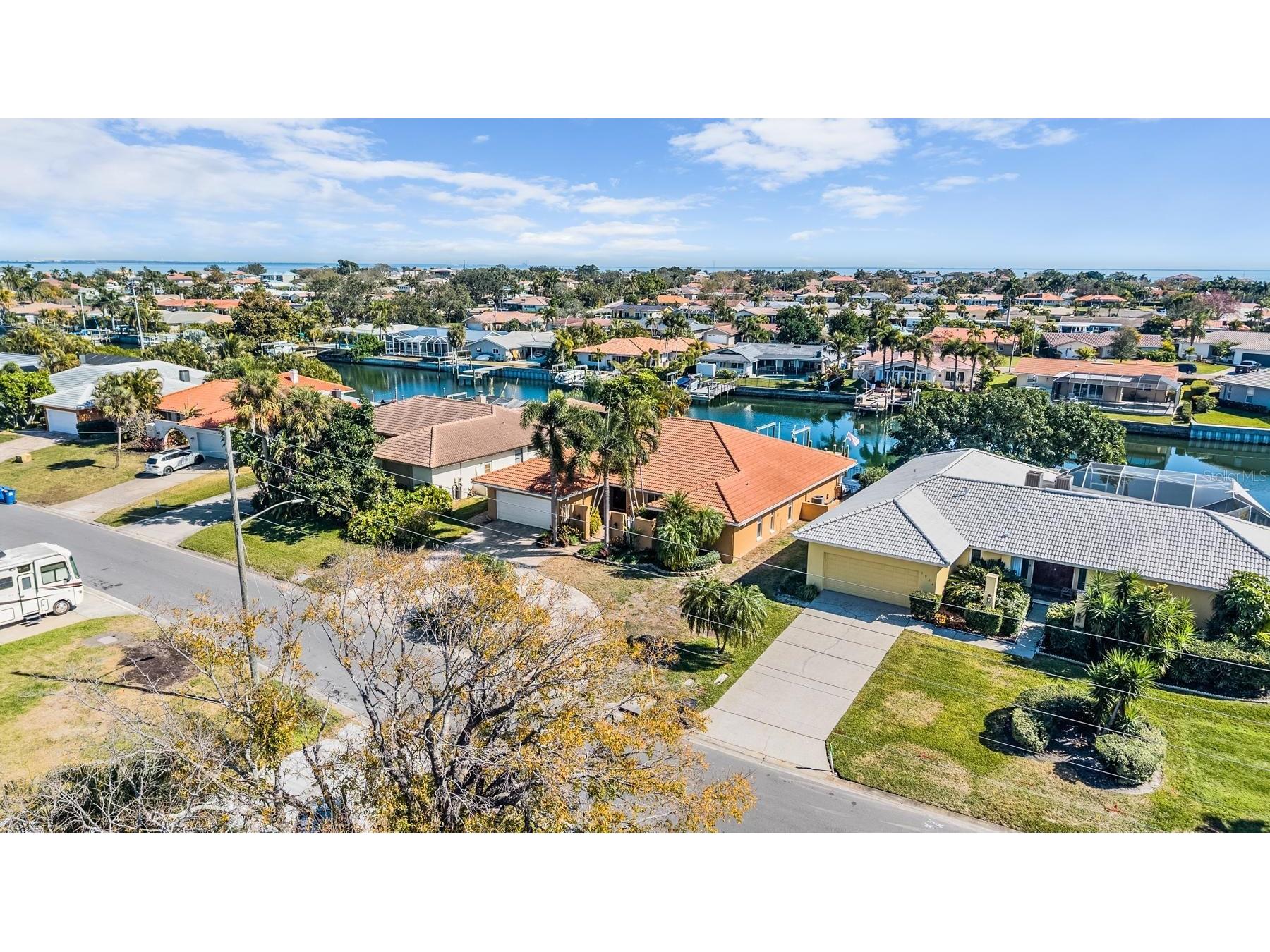 1926 Montana Avenue NE Saint Petersburg FL 33703 TB8466771 image54