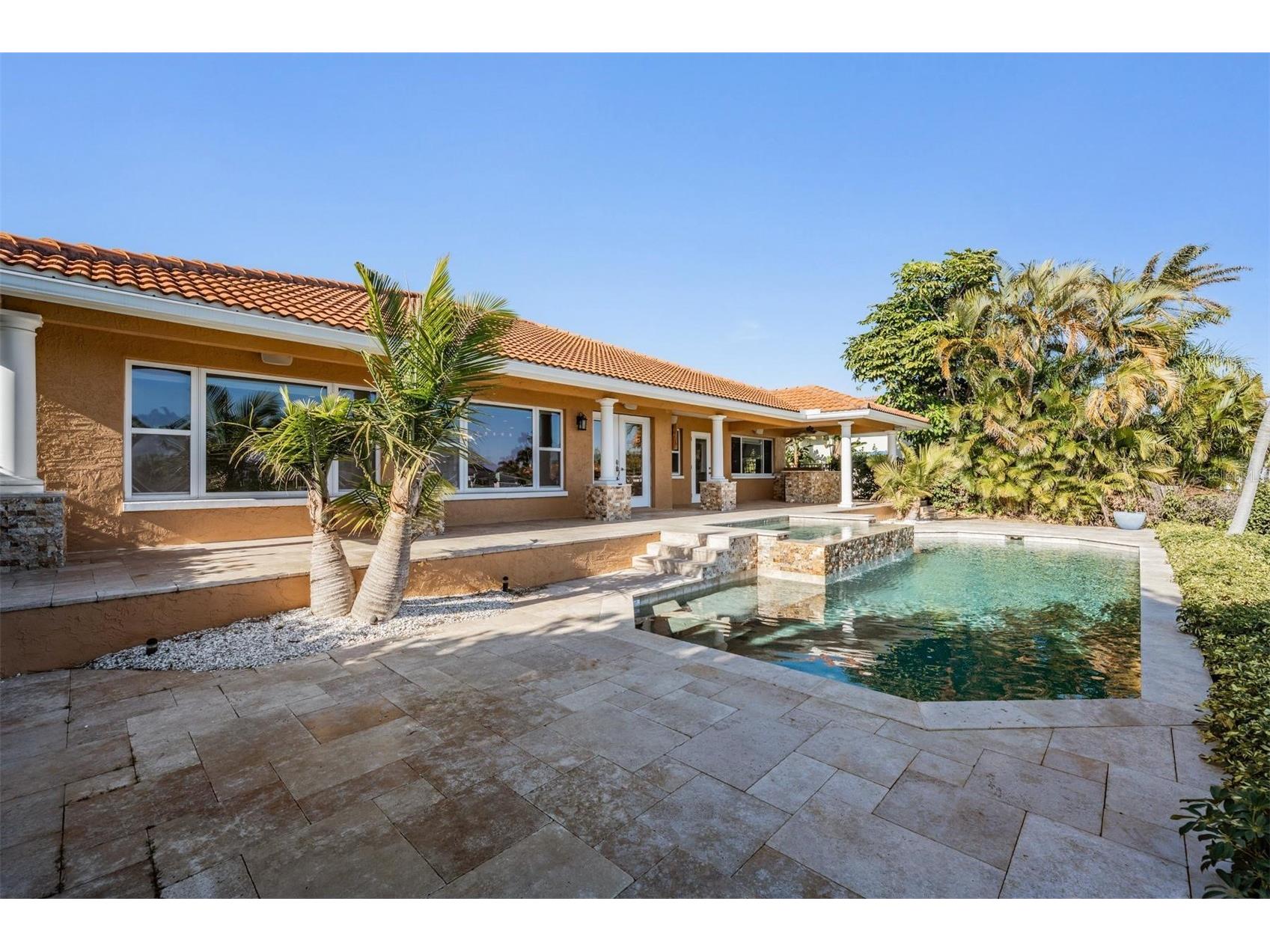 1926 Montana Avenue NE Saint Petersburg FL 33703 TB8466771 image57