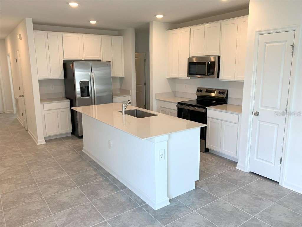 1926 Niagra Drive Davenport FL 33837 O6361418 image6