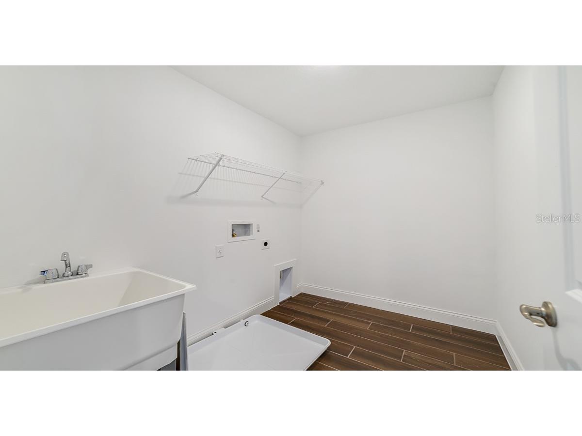 1926 Risby Alley #16 Orlando FL 32803 O6351466 image14