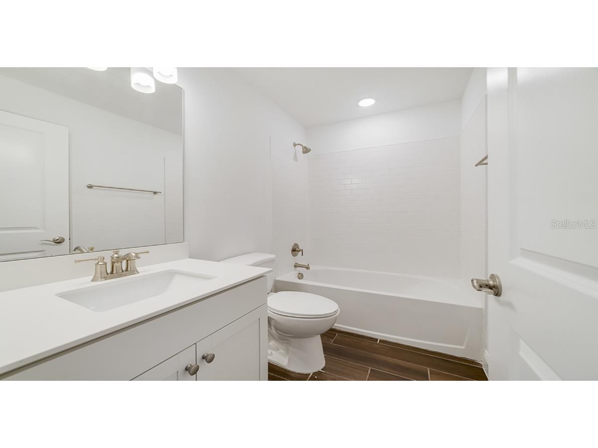 1926 Risby Alley #16 Orlando FL 32803 O6351466 image24