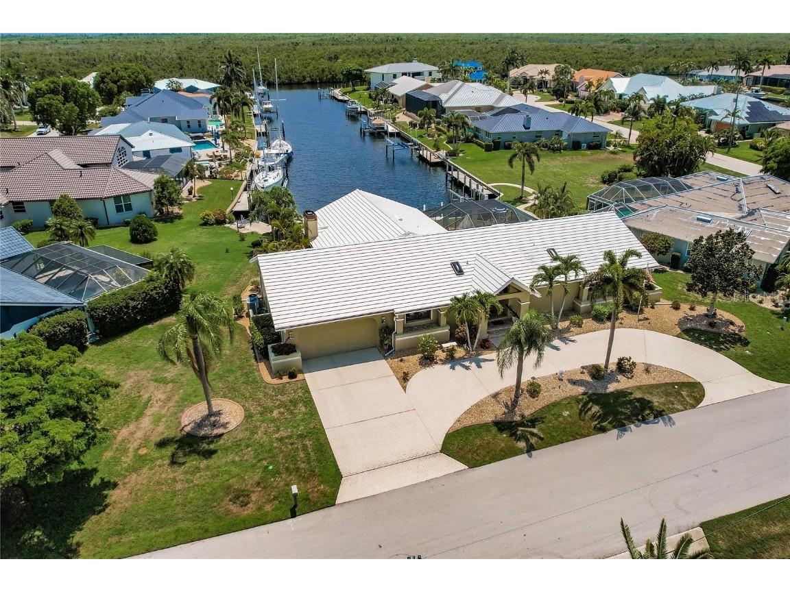 1927 Los Alamos Drive Punta Gorda FL 33950 C7493883 image1