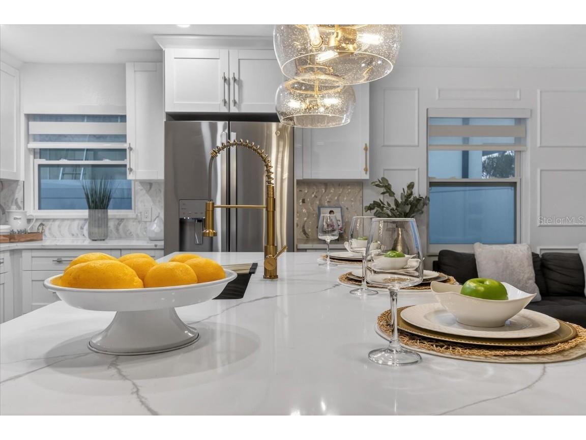 1927 Shore Acres Boulevard NE Saint Petersburg FL 33703 TB8455466 image11