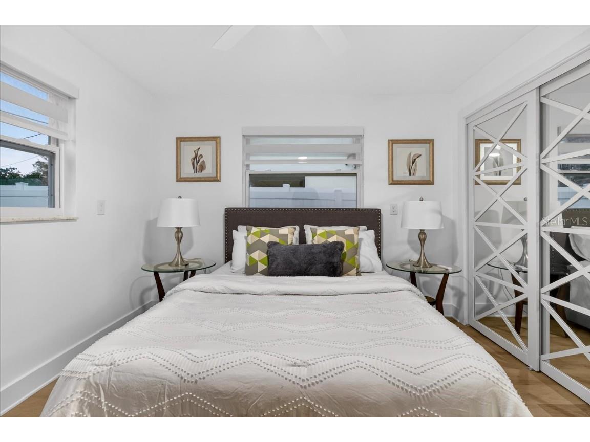 1927 Shore Acres Boulevard NE Saint Petersburg FL 33703 TB8455466 image15