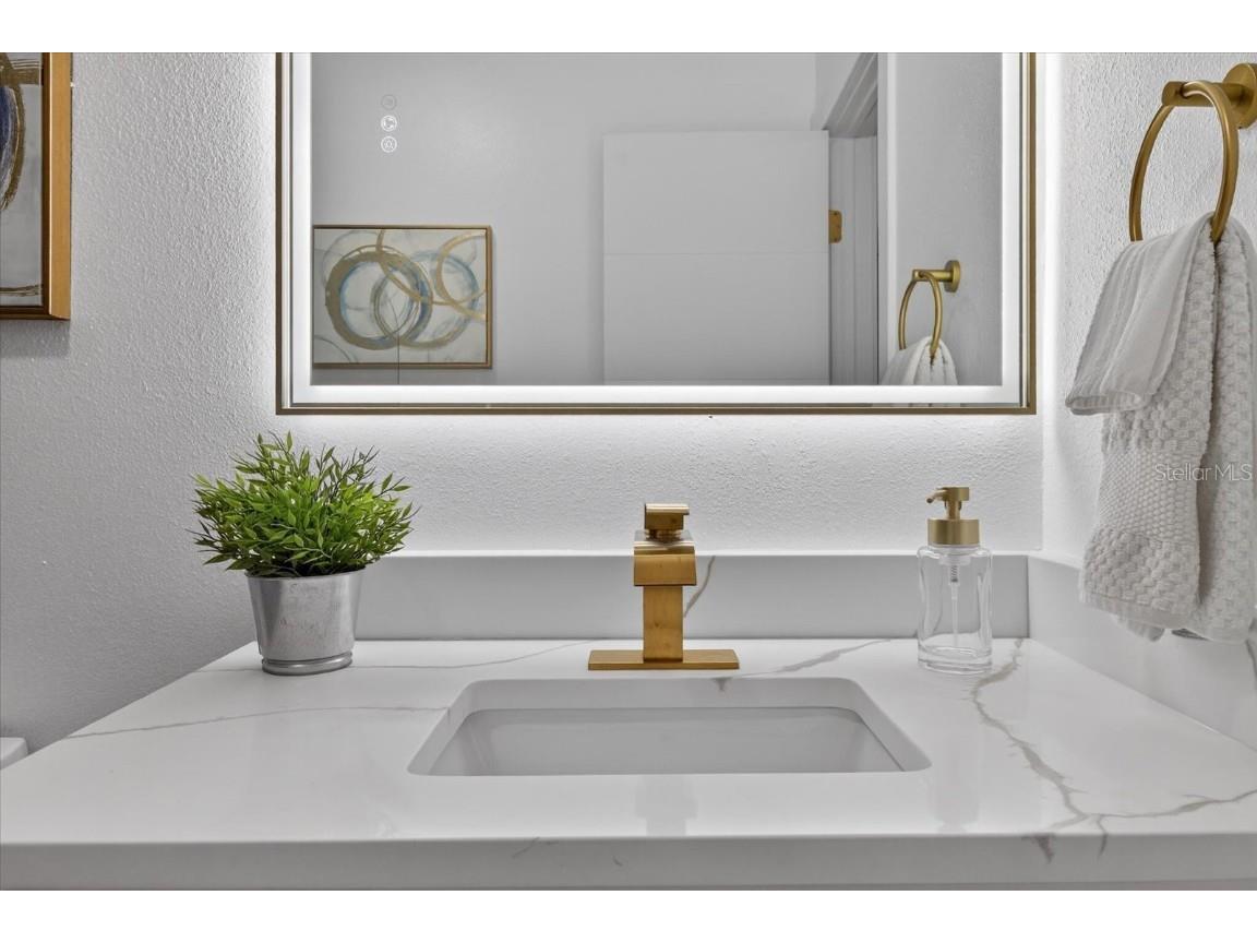 1927 Shore Acres Boulevard NE Saint Petersburg FL 33703 TB8455466 image19