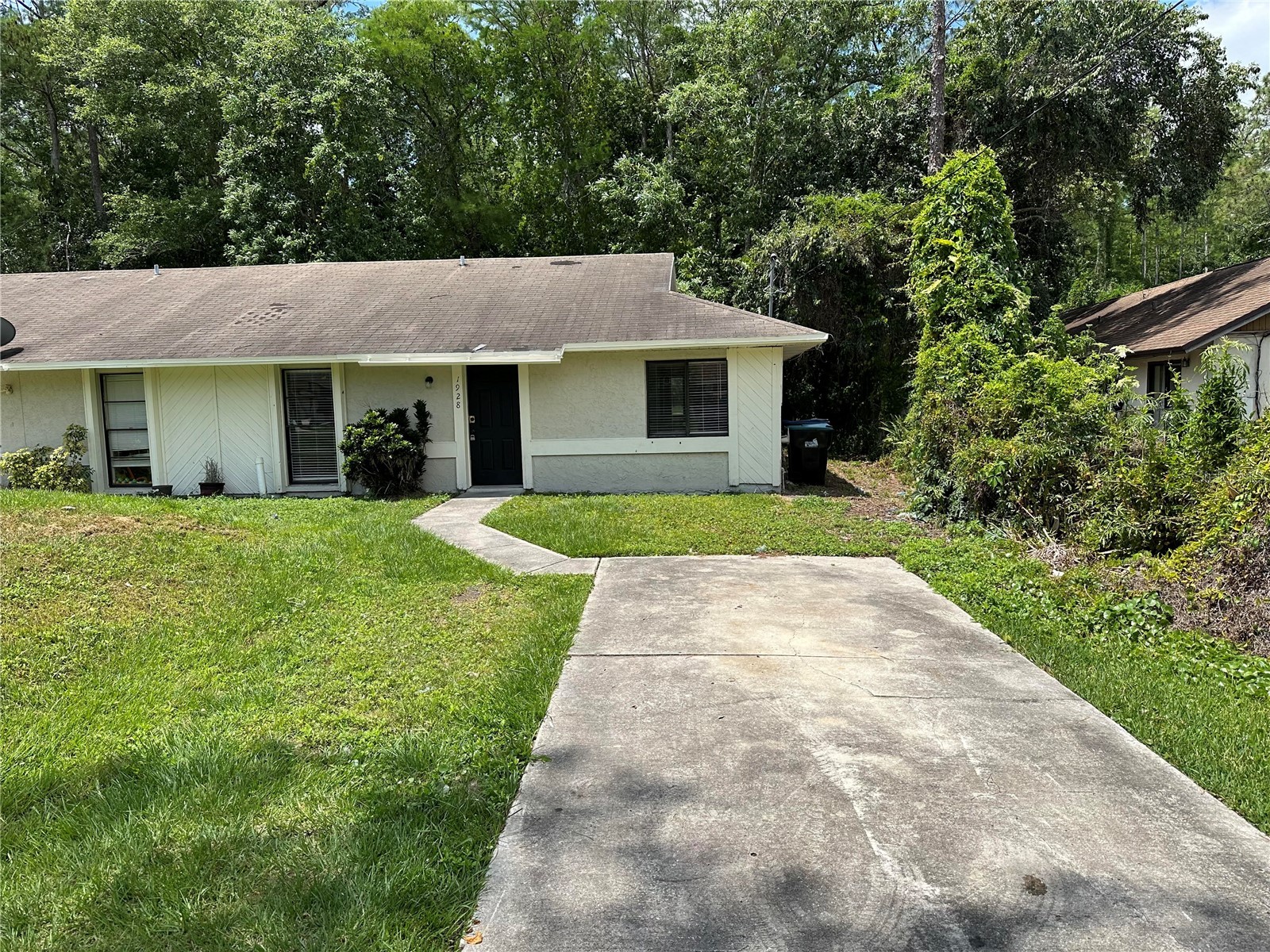 1928 Bonneville Drive Orlando FL 32826 O6415394 image1