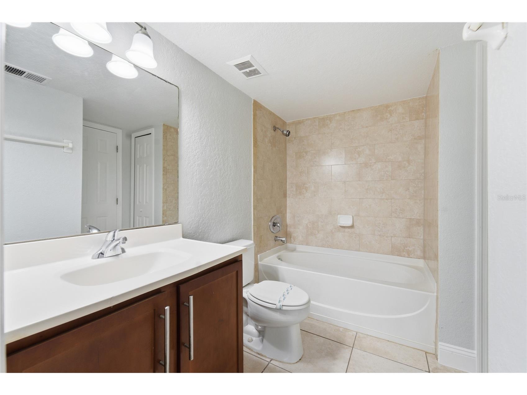 1928 Conway Road #19 Orlando FL 32812 O6410003 image13