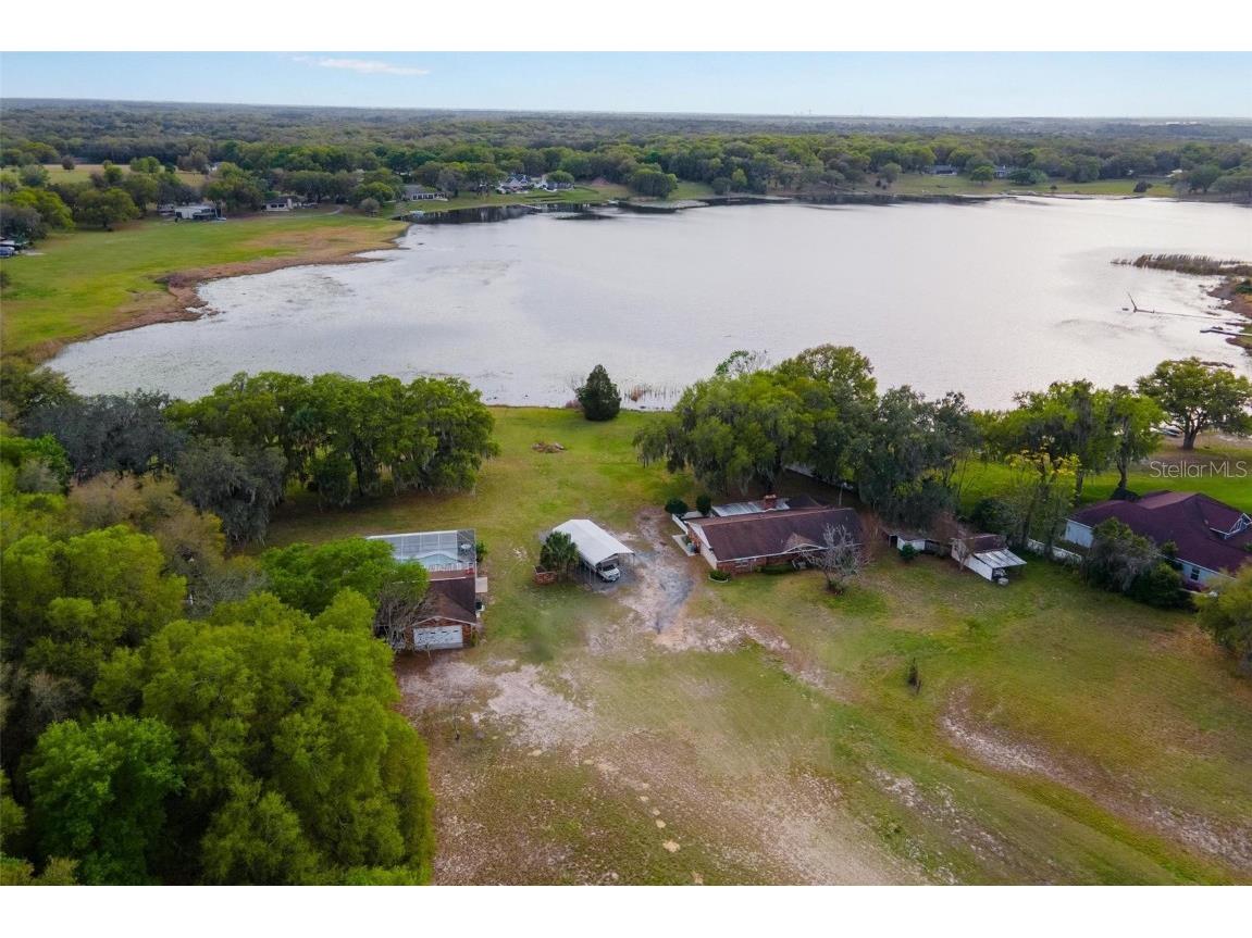 1928 Myrtle Lake Avenue Fruitland Park FL 34731 - Myrtle G5079095 image1