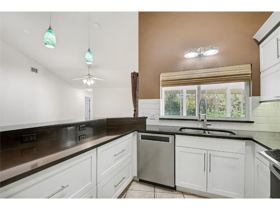 1928 Southcreek Boulevard Port Orange FL 32128 O6368106 image18