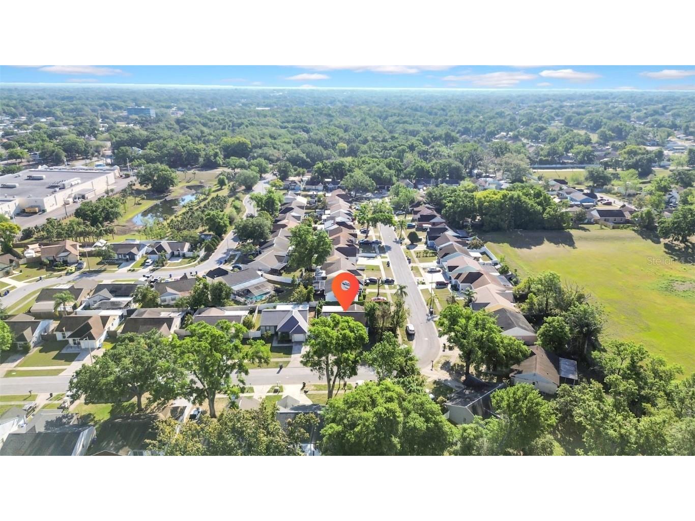 1929 Crown Park Drive Valrico FL 33594 TB8367930 image1