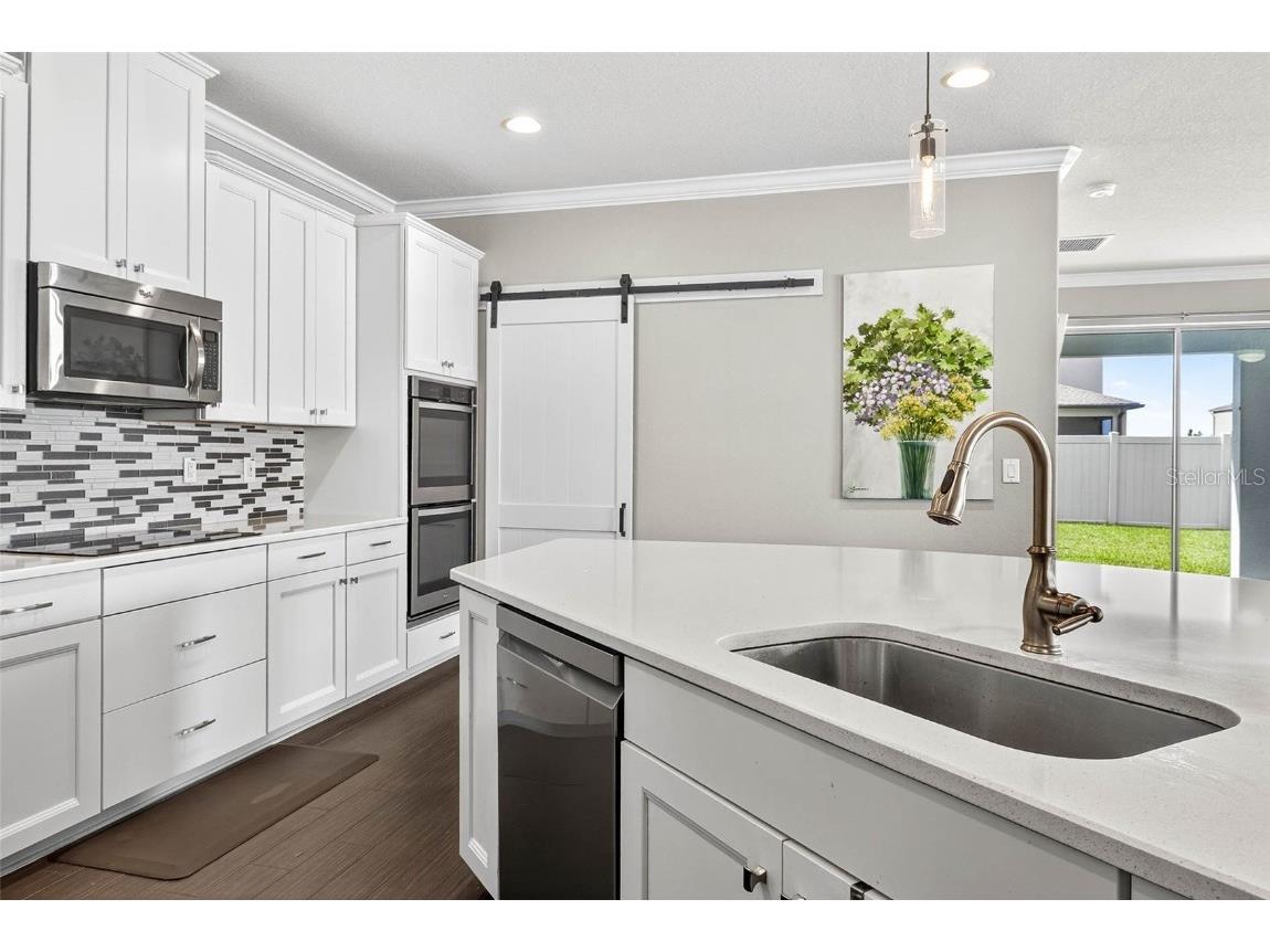 1929 Moorhen Way Lutz FL 33558 TB8435832 image18