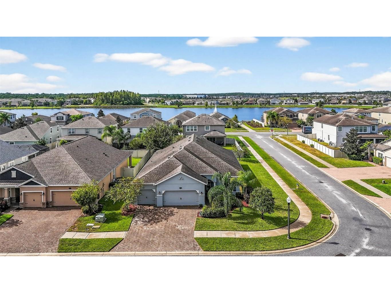 1929 Moorhen Way Lutz FL 33558 TB8435832 image5