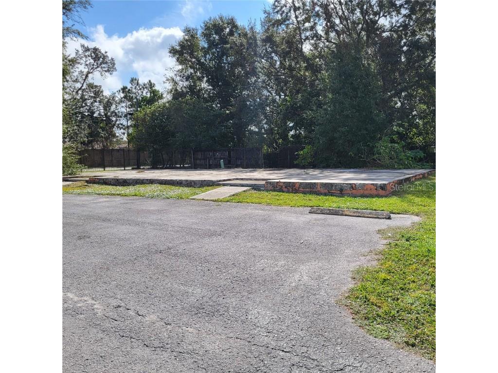 1929 Oxnard Court Tampa FL 33612 T3412941 image1