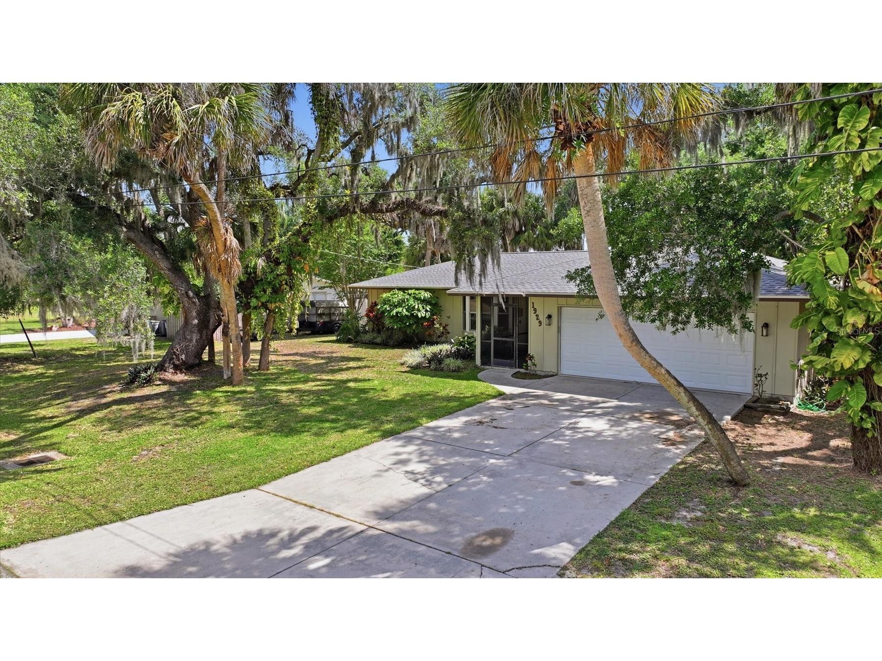1929 Par Place Sarasota FL 34240 A4690285 image3