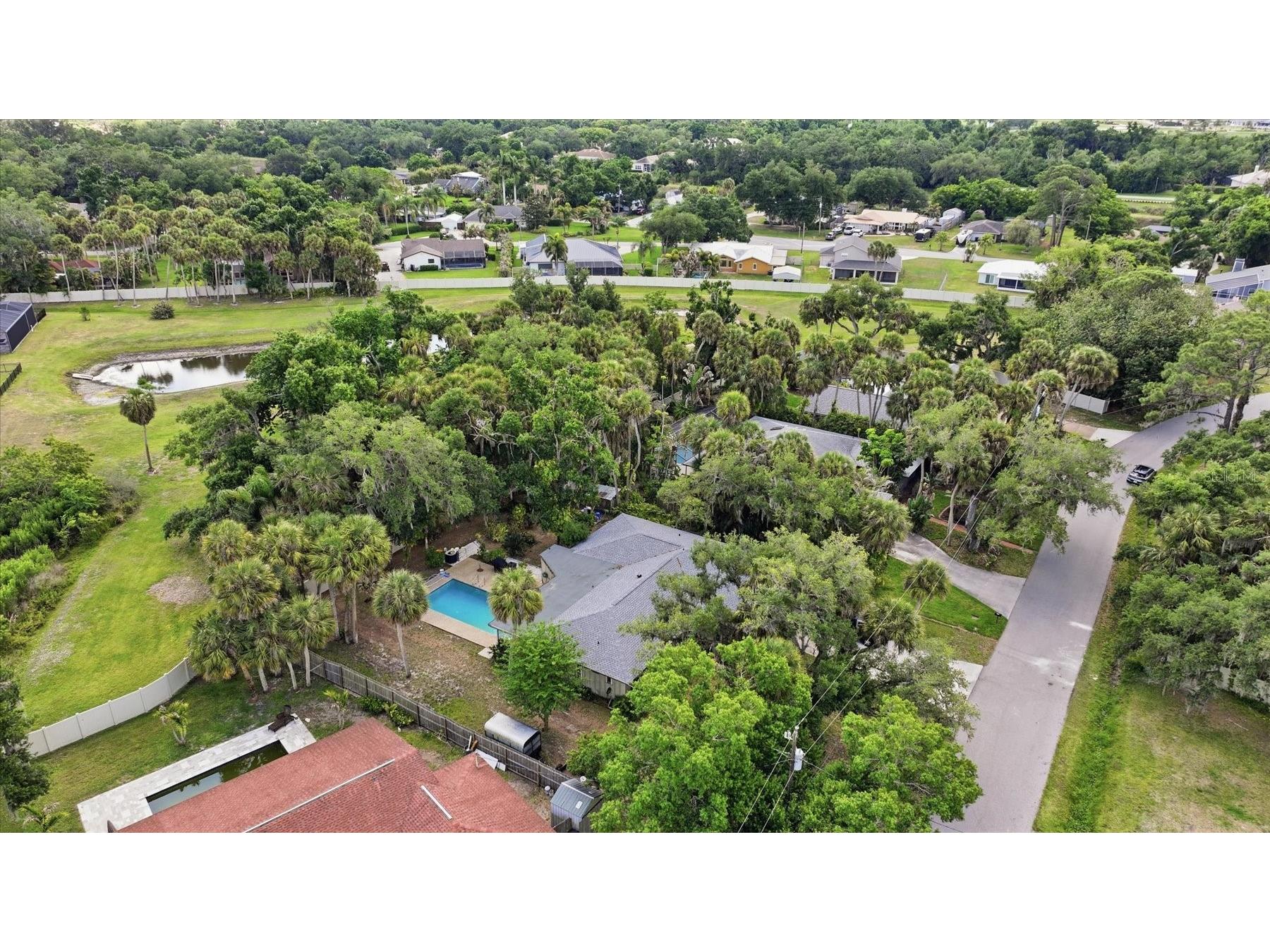 1929 Par Place Sarasota FL 34240 A4690285 image34