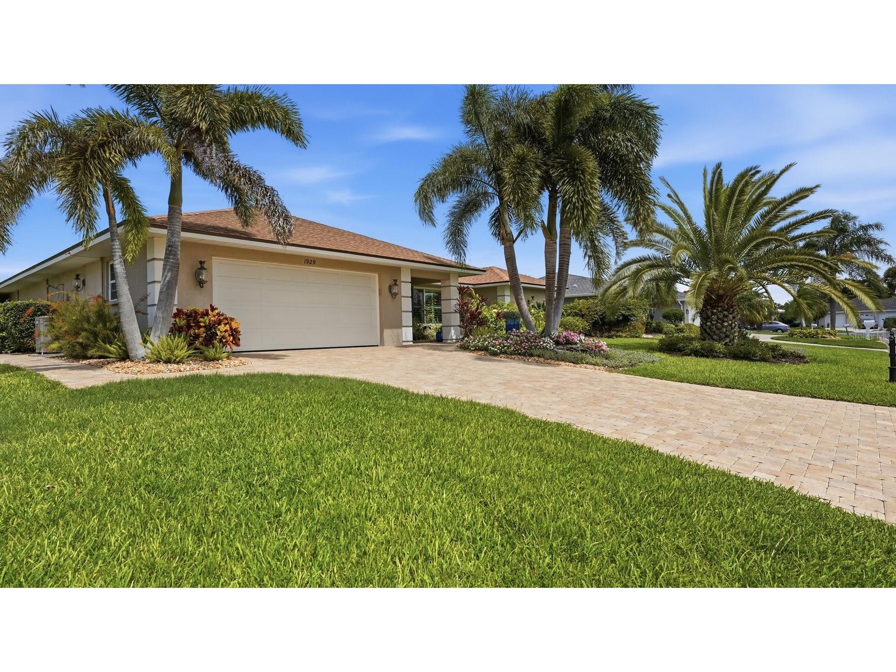 1929 Pebble Beach Court Venice FL 34293 A4695359 image4