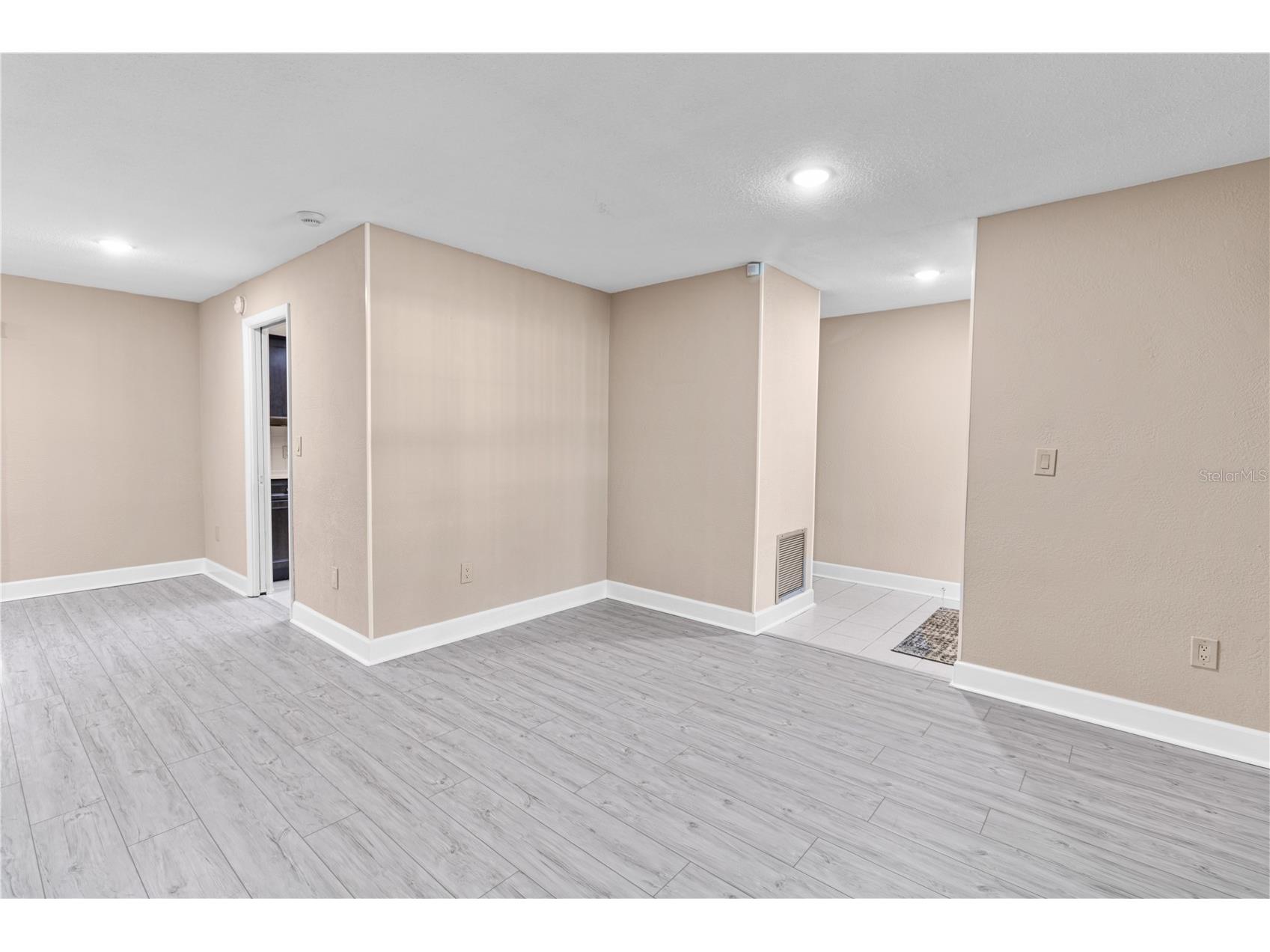 1929 Valencia Way Clearwater FL 33764 L4961336 image19