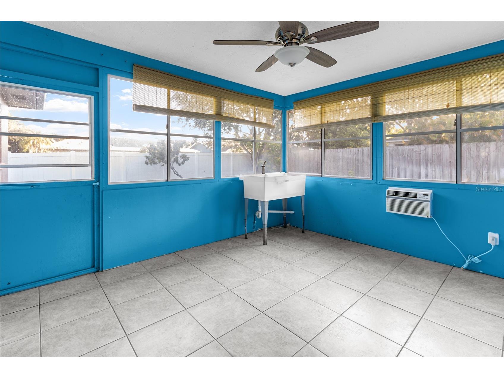 1929 Valencia Way Clearwater FL 33764 L4961336 image56