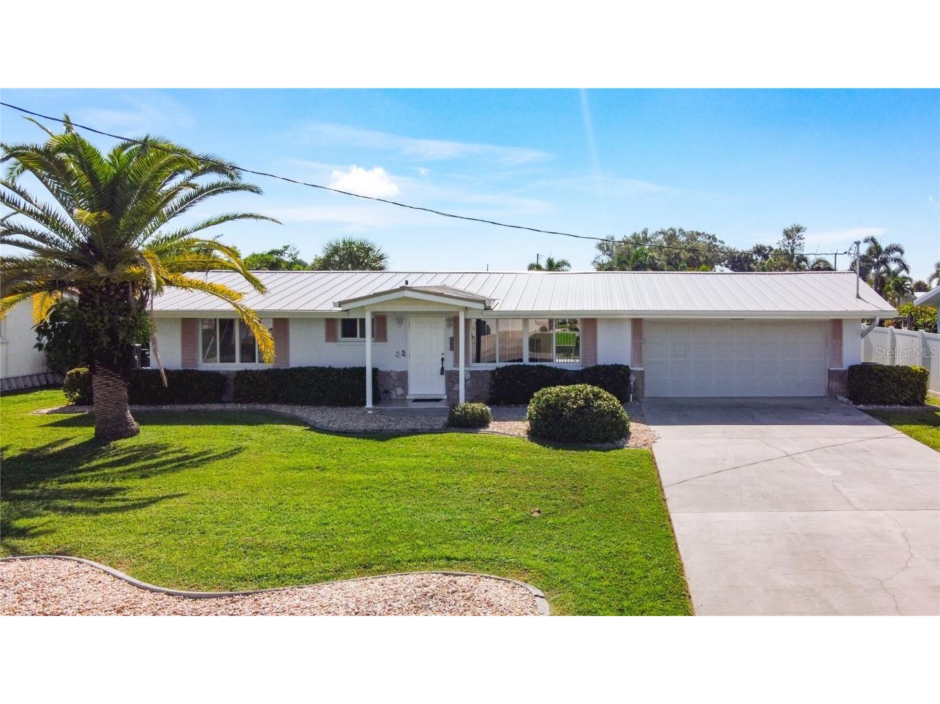 193 Carlisle Avenue NW Port Charlotte FL 33952 A4621796 image1