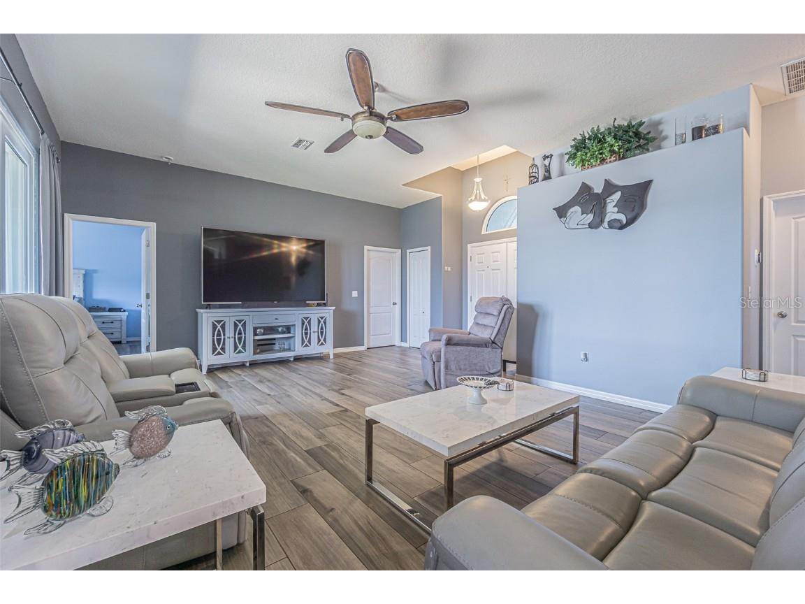 193 E Canal Drive Palm Harbor FL 34684 - LAKE TARPON TB8404595 image8