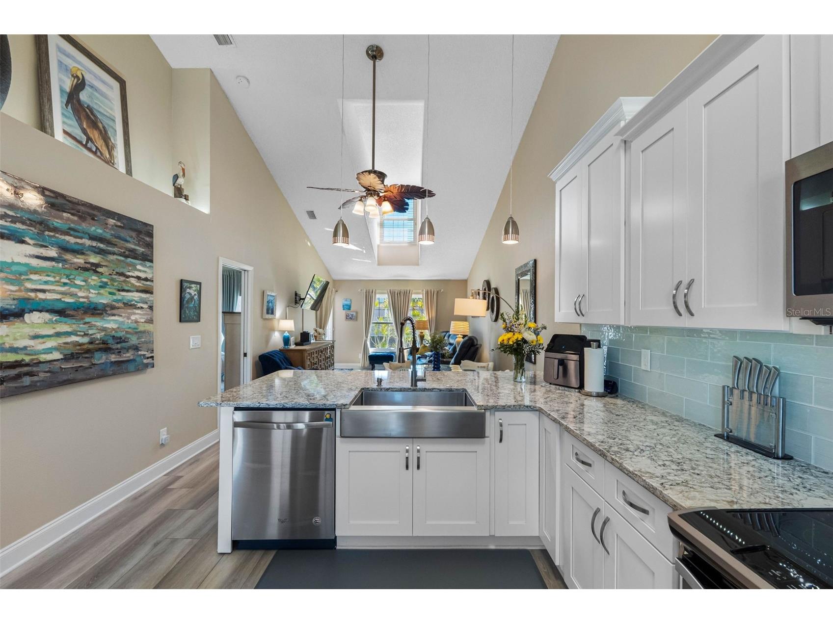 193 Sun Isle Circle Treasure Island FL 33706 TB8472560 image10