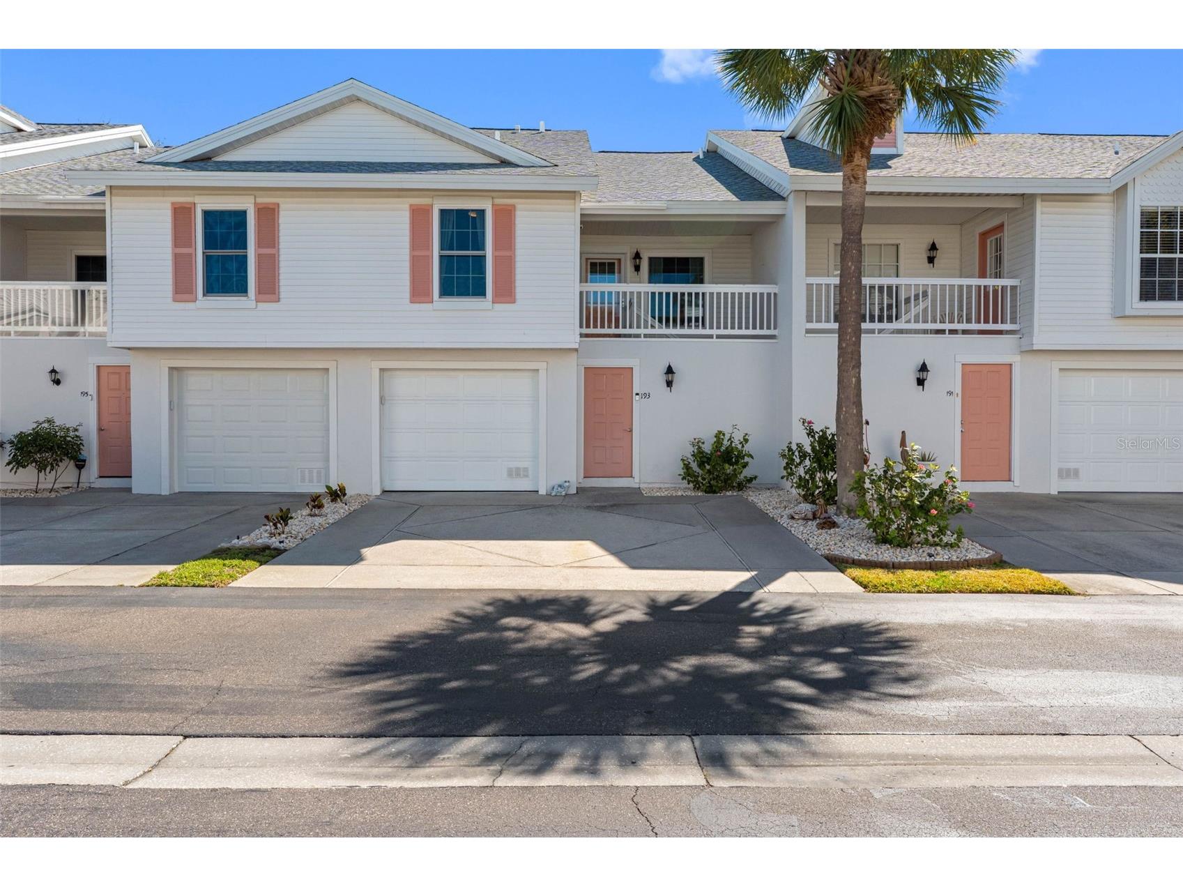 193 Sun Isle Circle Treasure Island FL 33706 TB8472560 image2