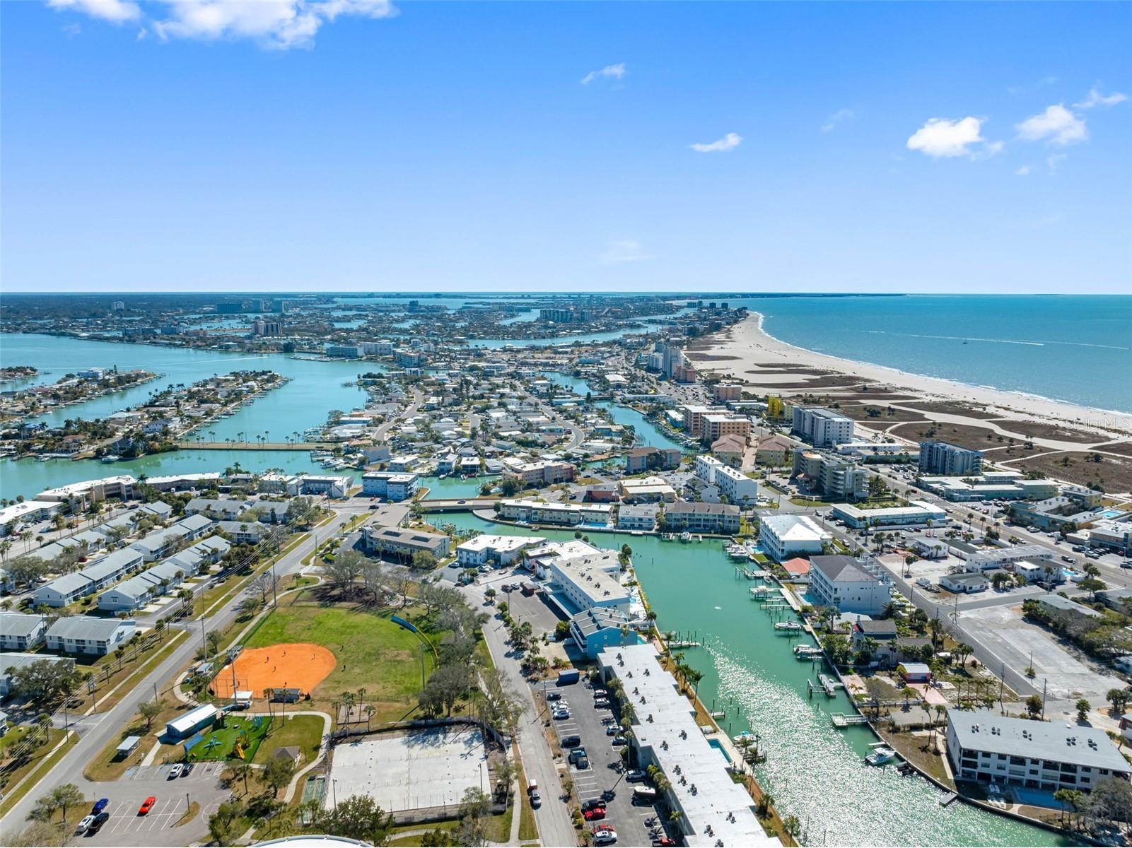 193 Sun Isle Circle Treasure Island FL 33706 TB8472560 image40