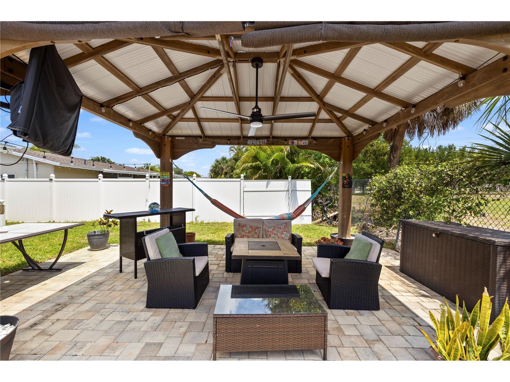 1930 74th Avenue N Saint Petersburg FL 33702 TB8508234 image25