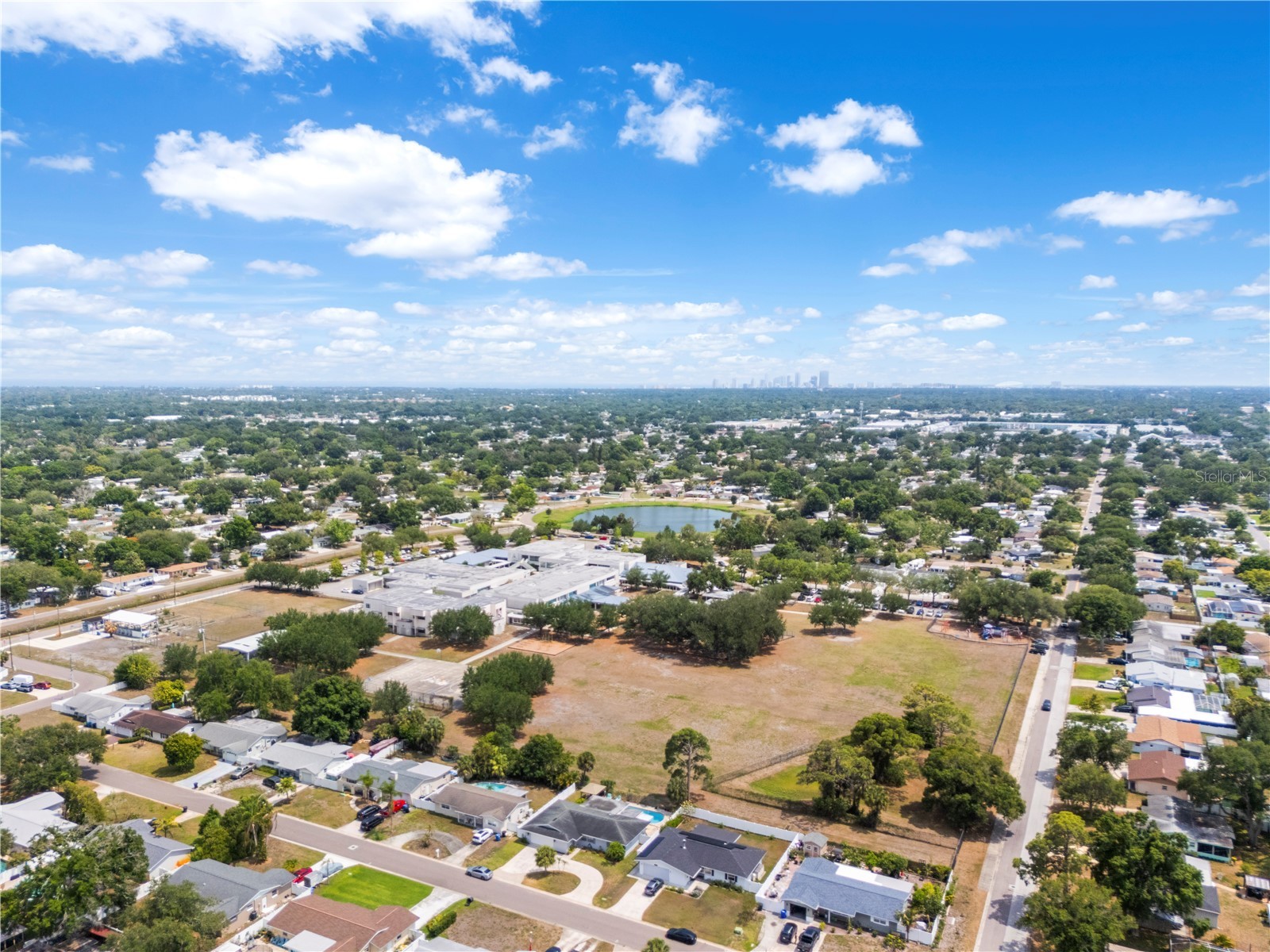 1930 74th Avenue N Saint Petersburg FL 33702 TB8508234 image32