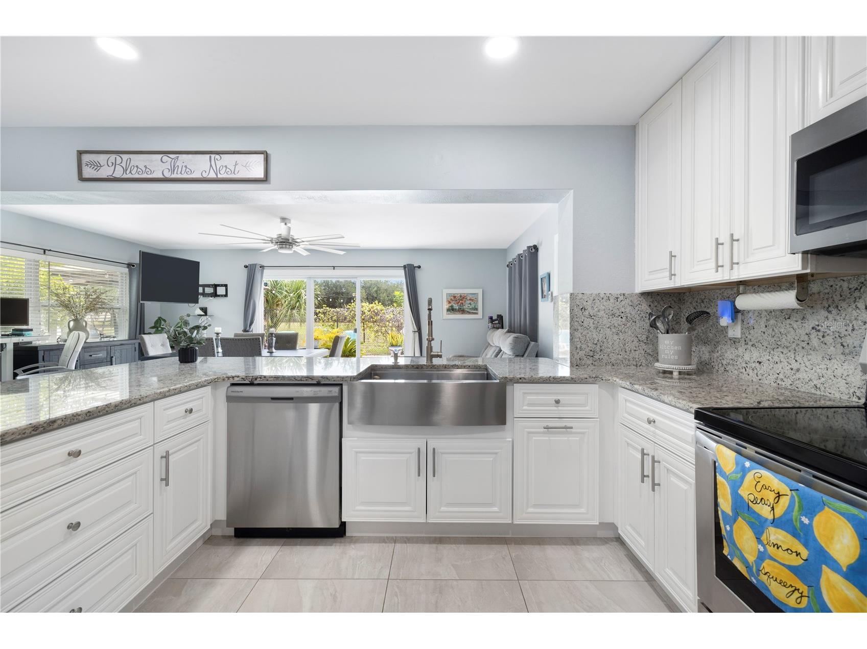 1930 74th Avenue N Saint Petersburg FL 33702 TB8508234 image8