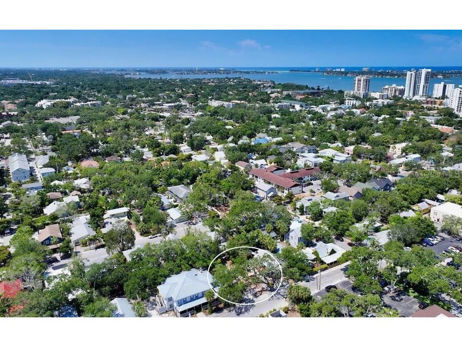 1930 Adams Lane Sarasota FL 34236 A4664844 image1