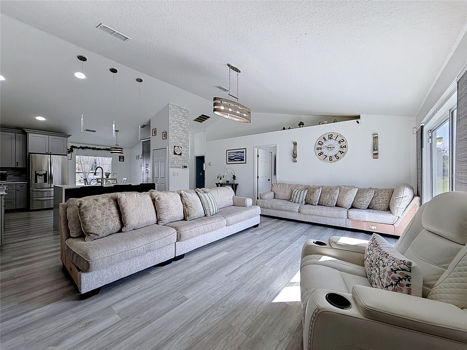 1930 Dolphin Drive Kissimmee FL 34759 S5150214 image2