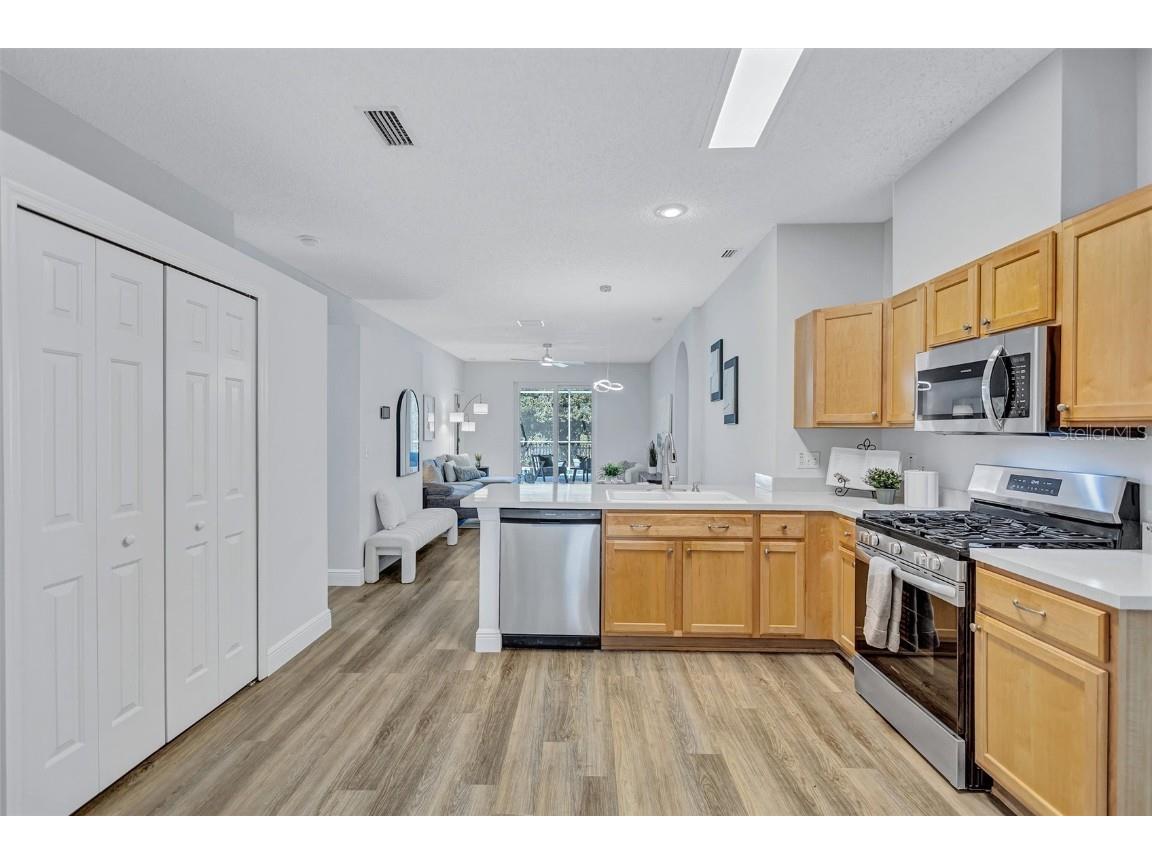 1930 Fruitridge Street Brandon FL 33510 - MANGO LAKE TB8450067 image13