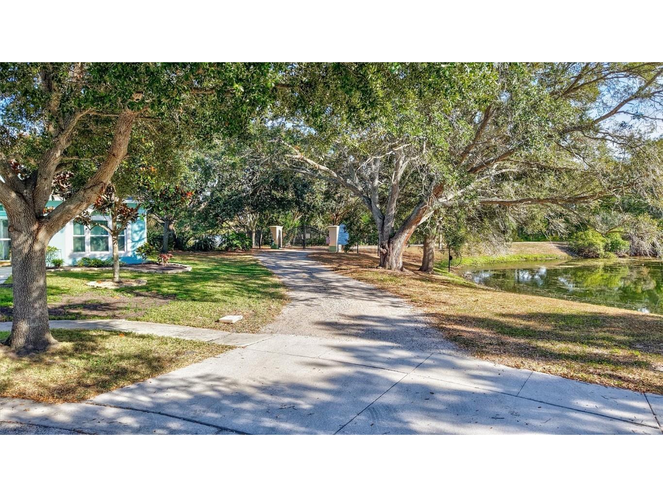 1930 Fruitridge Street Brandon FL 33510 - MANGO LAKE TB8450067 image57