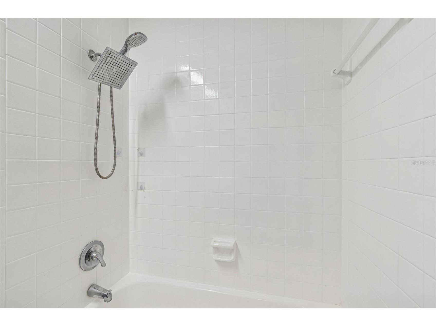 1930 Gregory Drive Tampa FL 33613 W7882425 image10