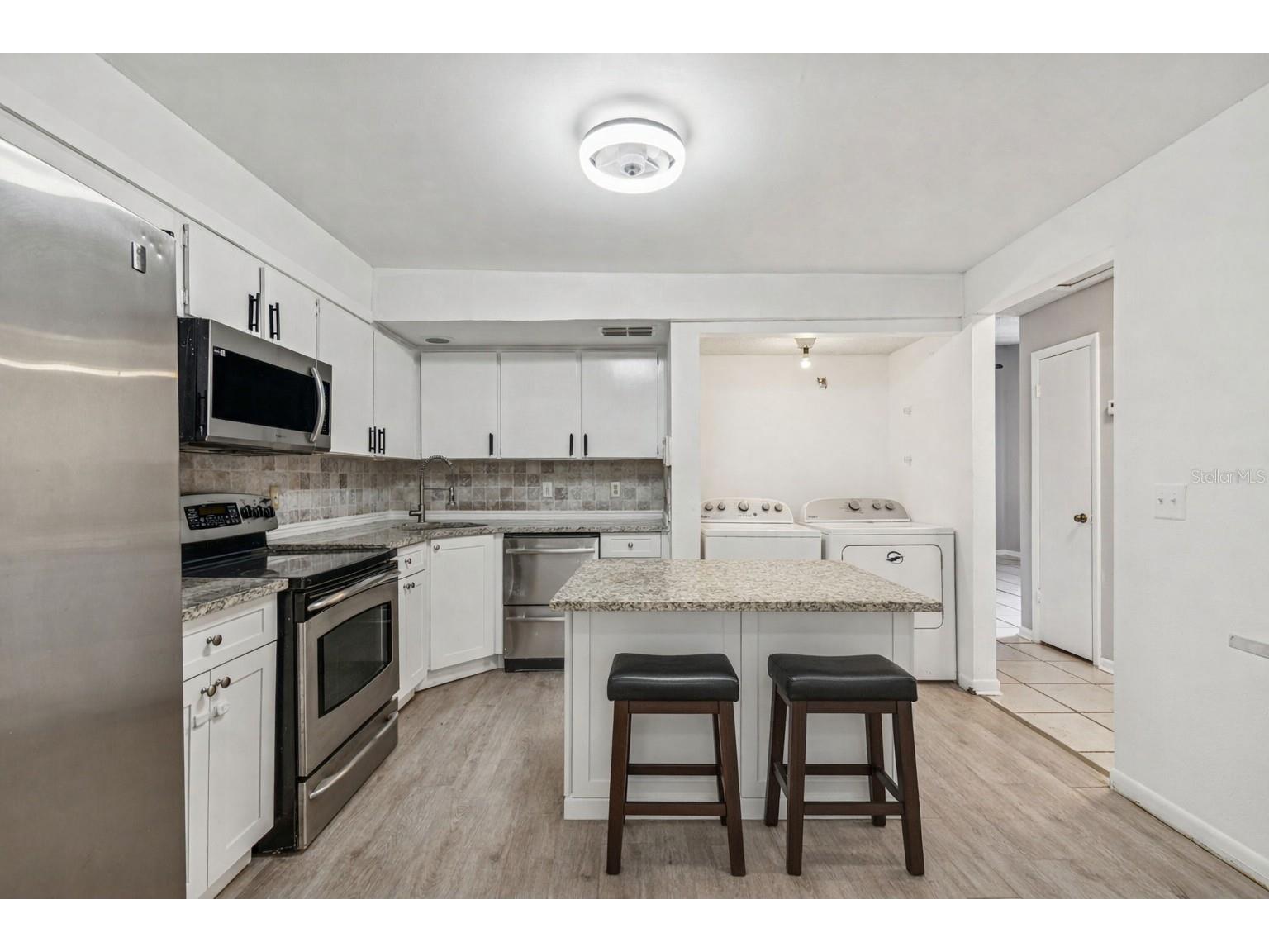 1930 Gregory Drive Tampa FL 33613 W7882425 image18
