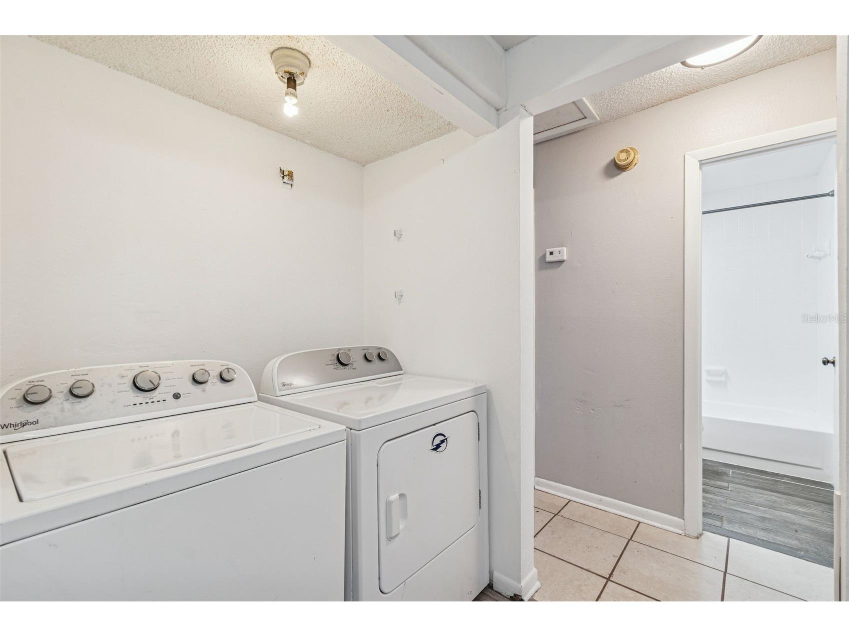 1930 Gregory Drive Tampa FL 33613 W7882425 image20