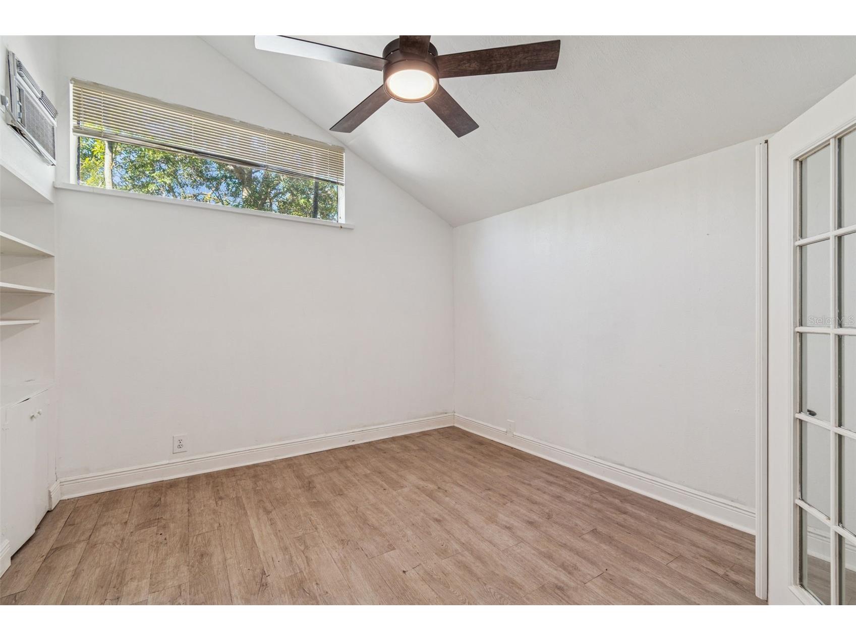 1930 Gregory Drive Tampa FL 33613 W7882425 image28