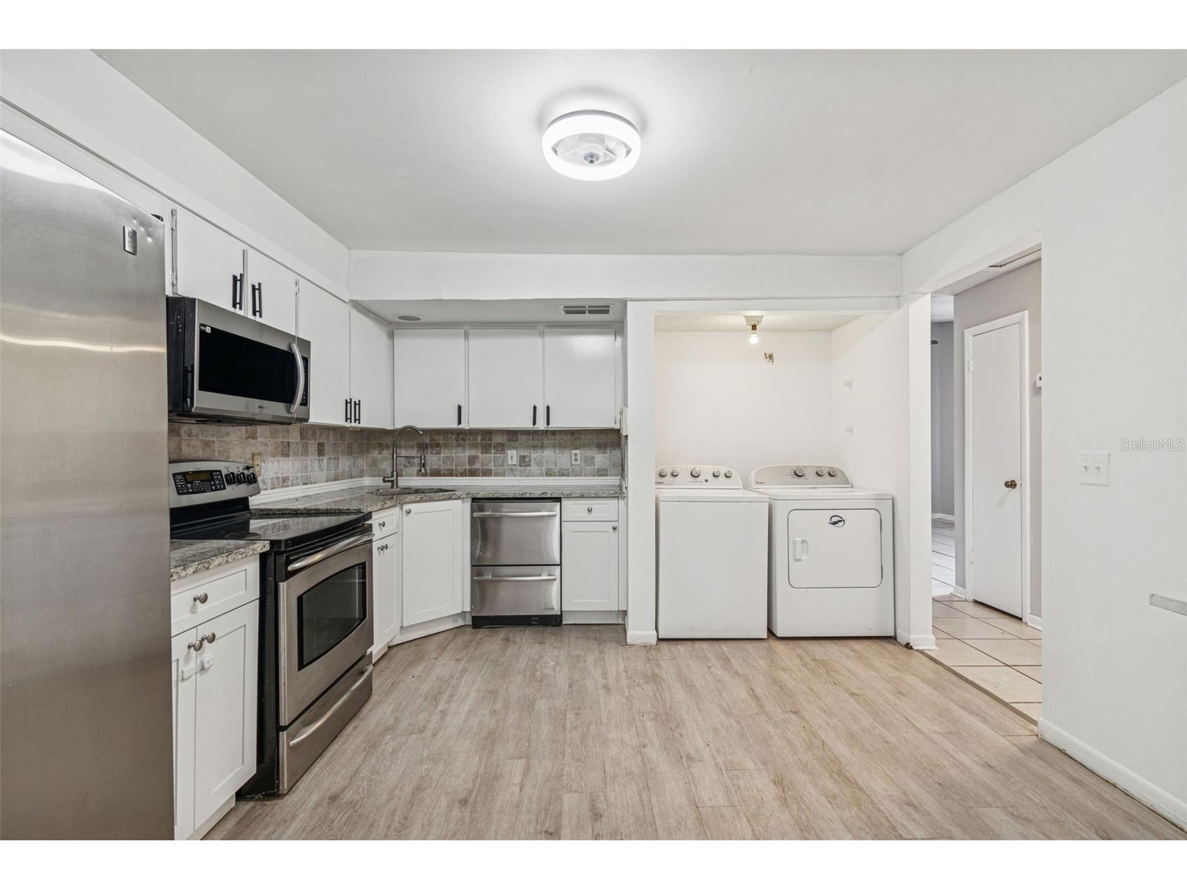 1930 Gregory Drive Tampa FL 33613 W7882425 image29