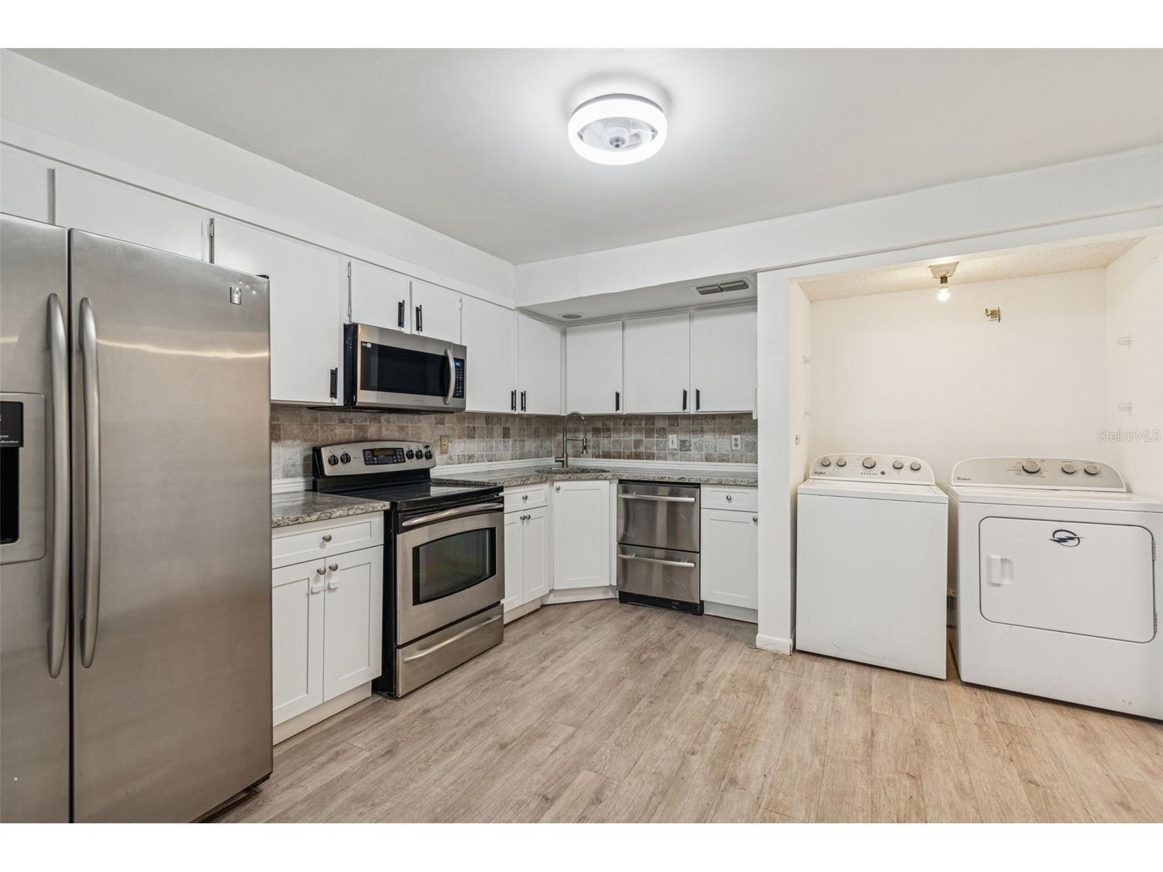 1930 Gregory Drive Tampa FL 33613 W7882425 image31