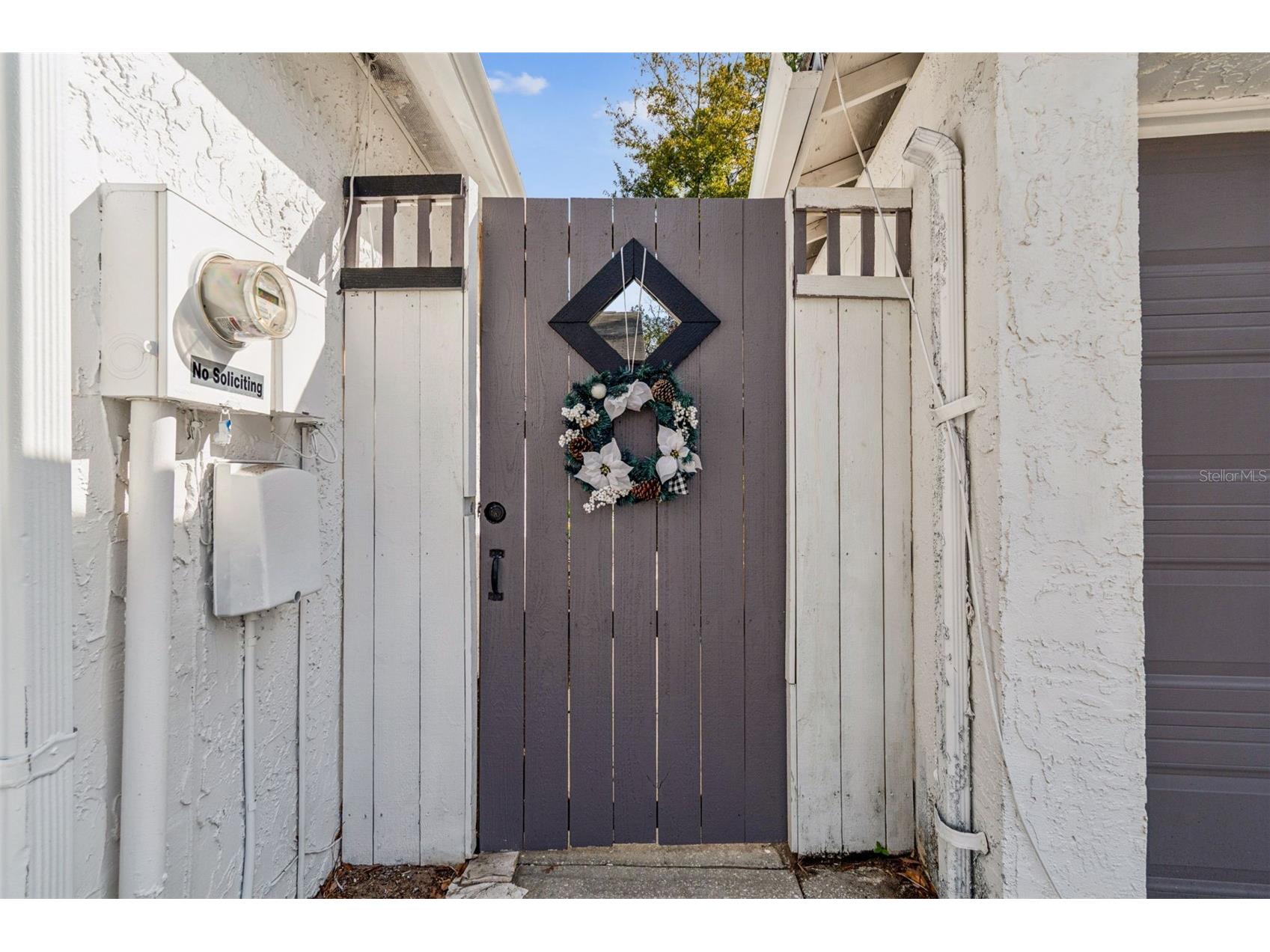 1930 Gregory Drive Tampa FL 33613 W7882425 image4