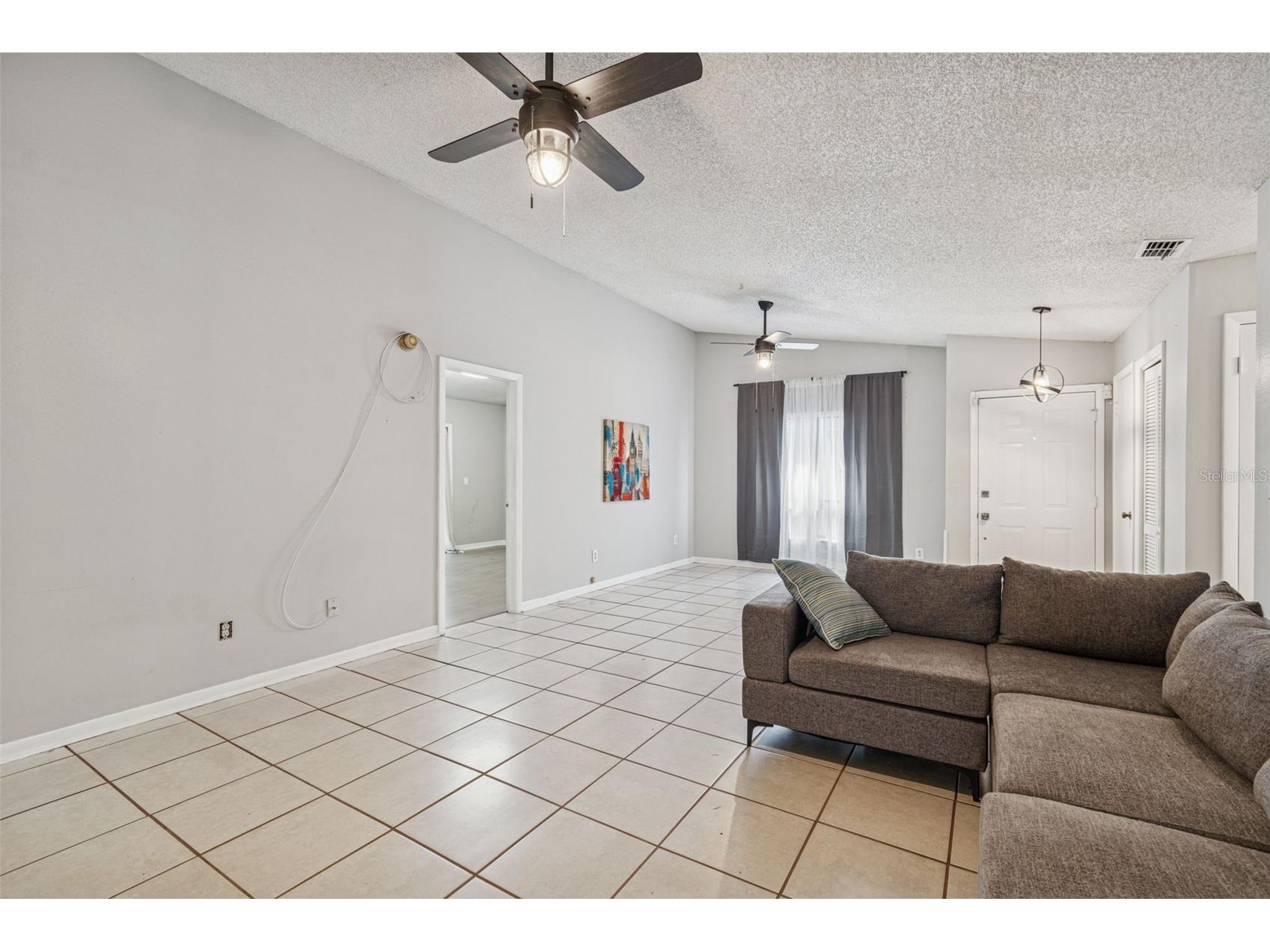 1930 Gregory Drive Tampa FL 33613 W7882425 image43