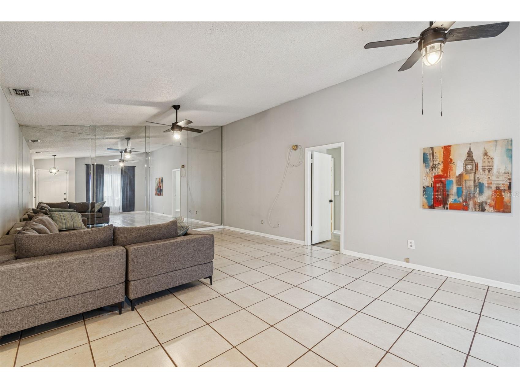 1930 Gregory Drive Tampa FL 33613 W7882425 image54