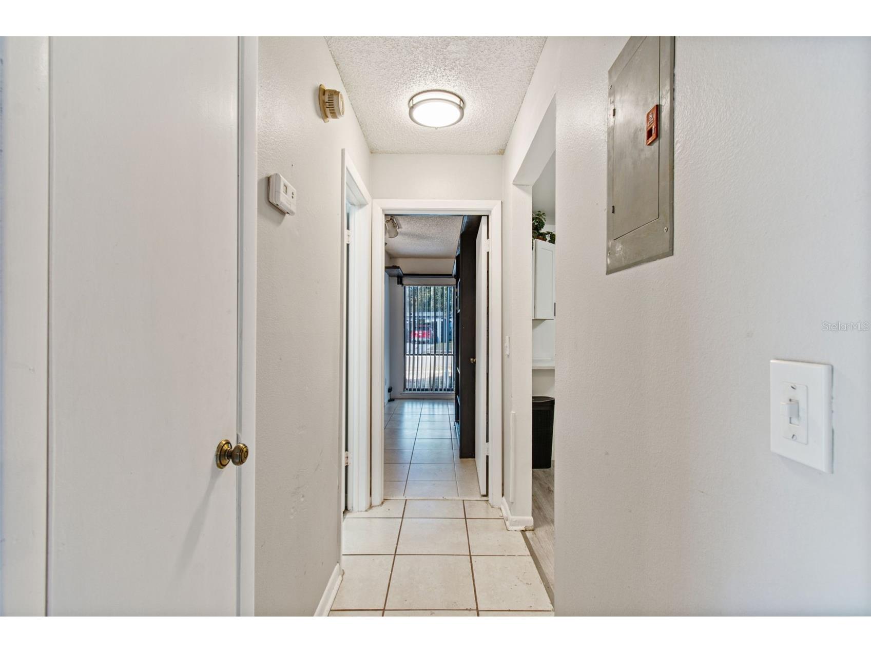 1930 Gregory Drive Tampa FL 33613 W7882425 image6