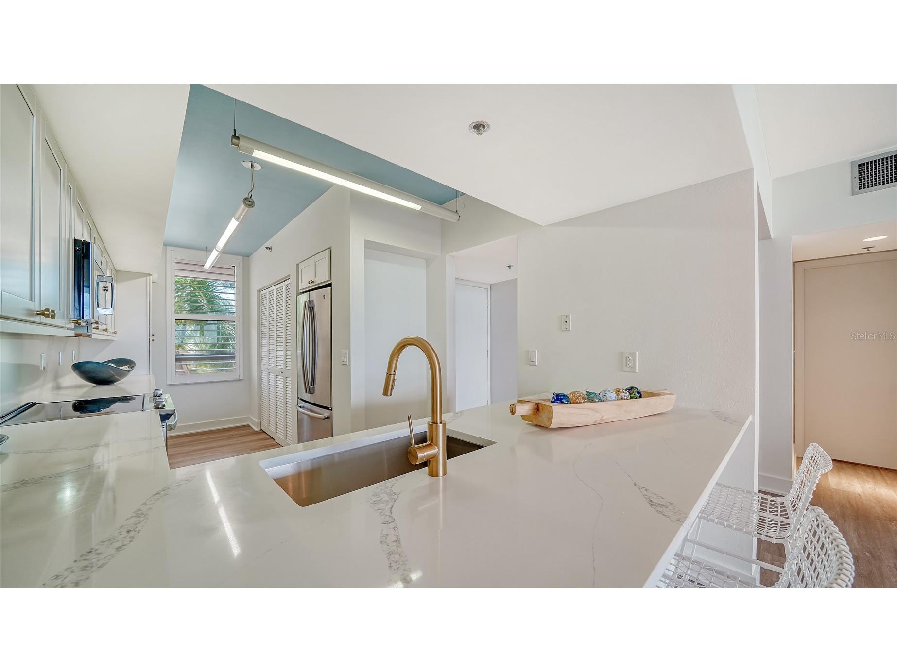 1930 Harbourside Drive #122 Longboat Key FL 34228 - SARASOTA BAY A4692494 image20