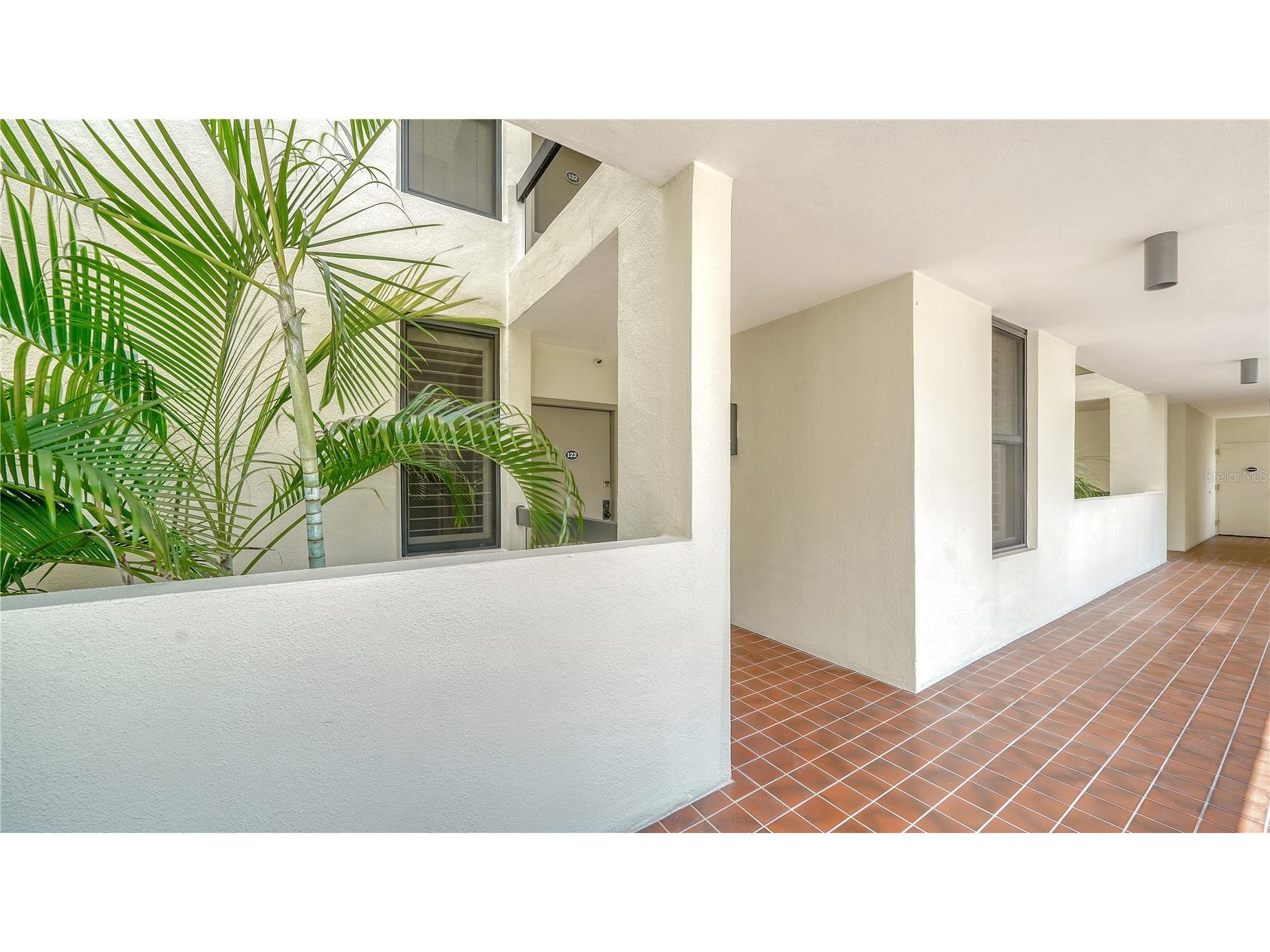 1930 Harbourside Drive #122 Longboat Key FL 34228 - SARASOTA BAY A4692494 image3