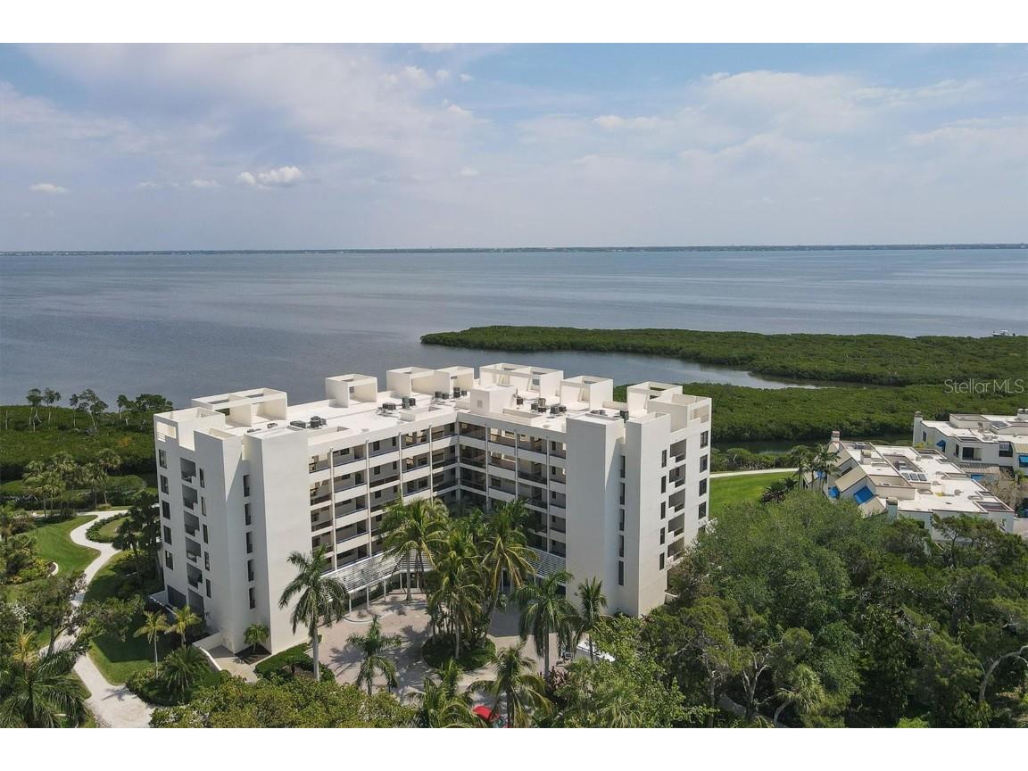 1930 Harbourside Drive #141 Longboat Key FL 34228 - SARASOTA BAY GULF OF MEXICO A4566512 image1