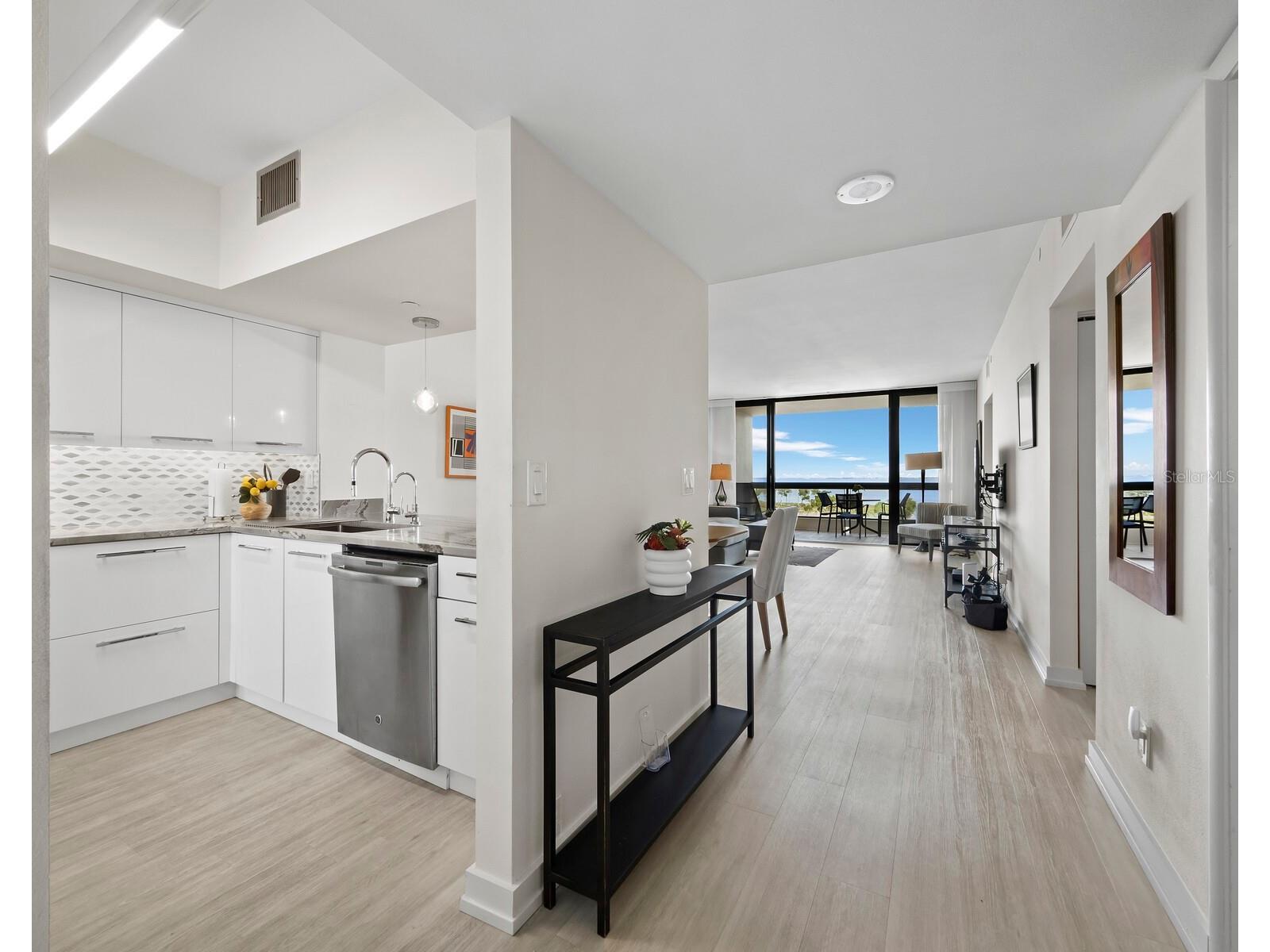 1930 Harbourside Drive #145 Longboat Key FL 34228 - SARASOTA BAY A4686987 image4