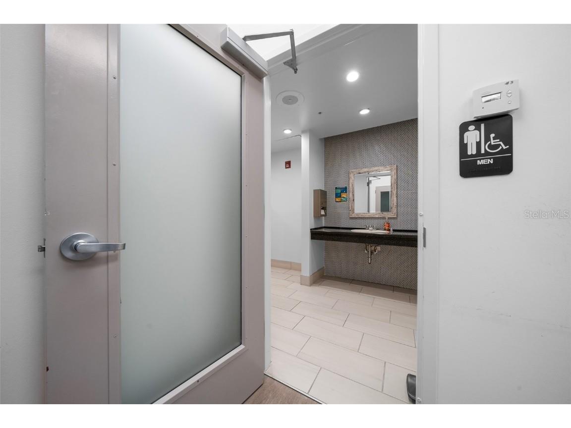 1930 SW 38th Avenue Ocala FL 34474 OM701377 image34